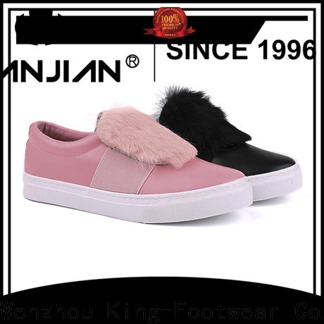 popular vulcanized sneakers factory price for occasional wearing