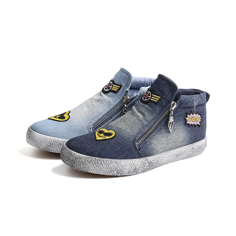 fashion casual skate shoes design for traveling