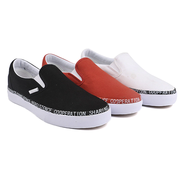 Fabric slip on woman skate shoes