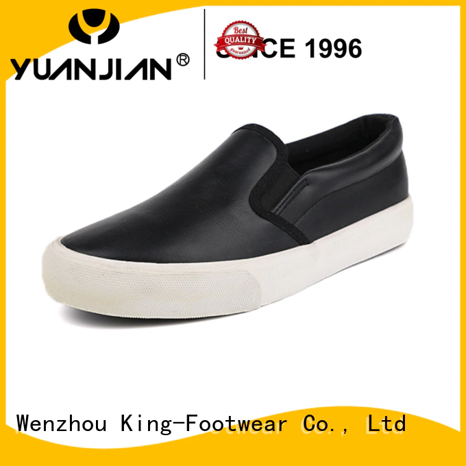 fashion casual style shoes personalized for traveling