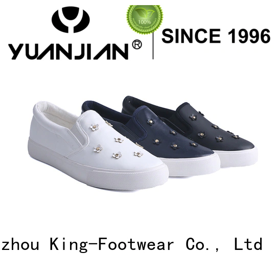 modern cool casual shoes design for traveling